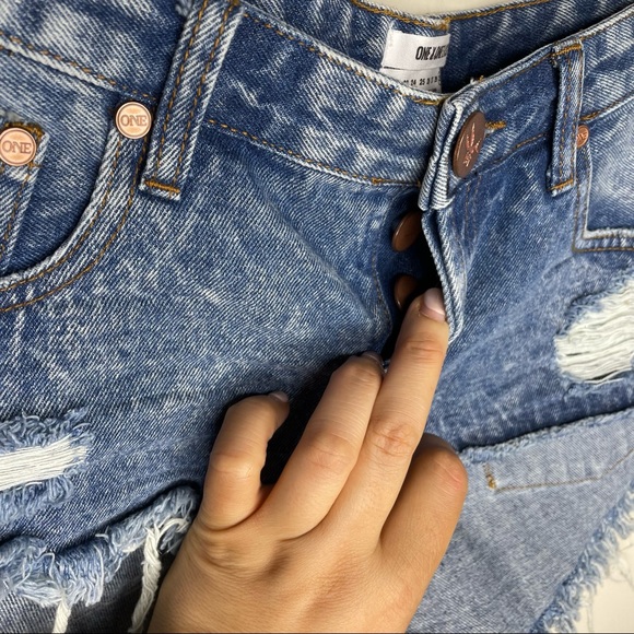 NWT One Teaspoon Distressed Jean Shorts Size 29 - Picture 5 of 6